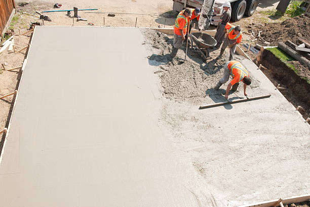 Best Concrete Sidewalk Installation in East End, AR